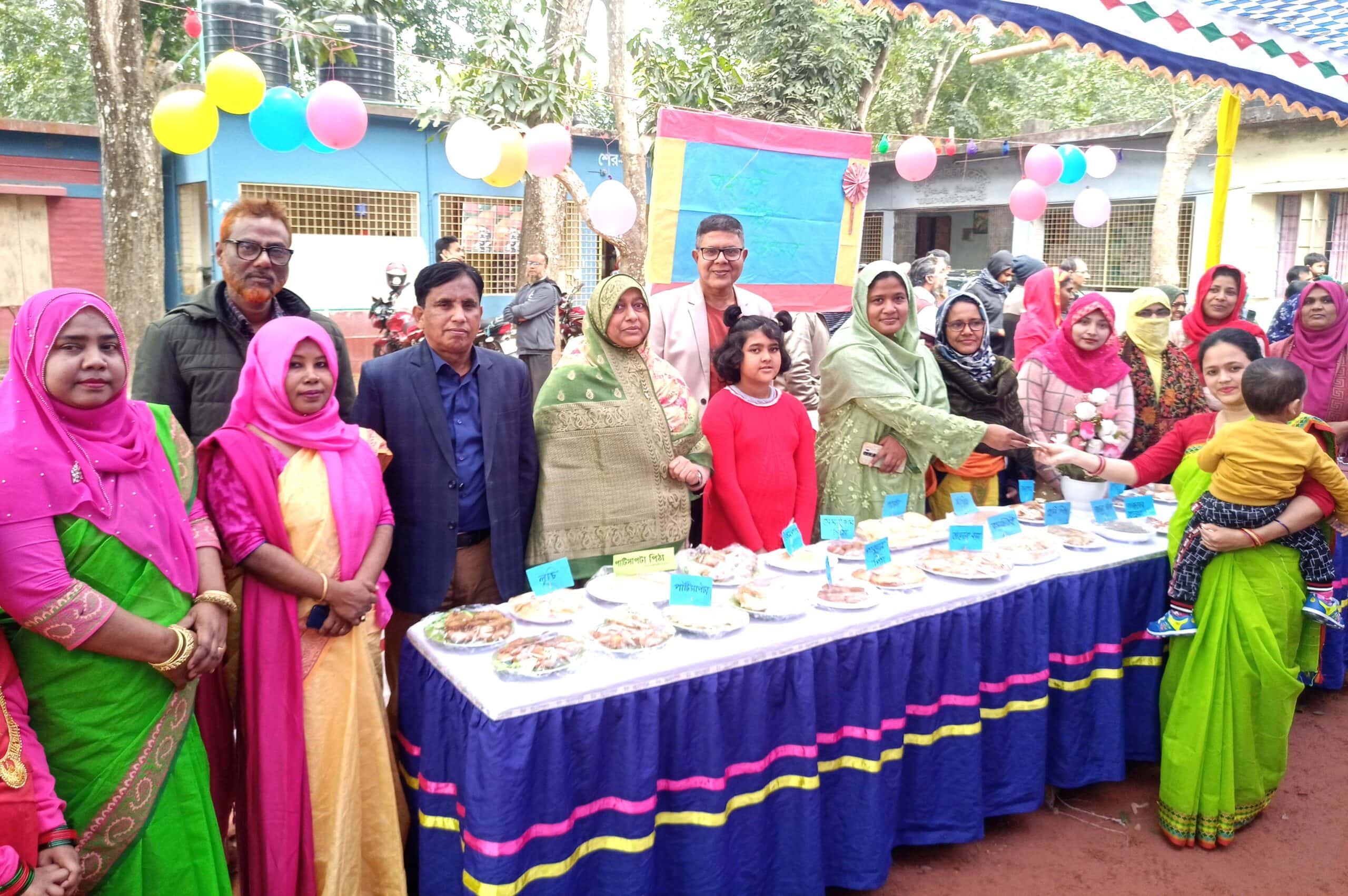 পবায় প্রাথমিক শিক্ষা পরিবারের আয়োজনে পিঠা উৎসব