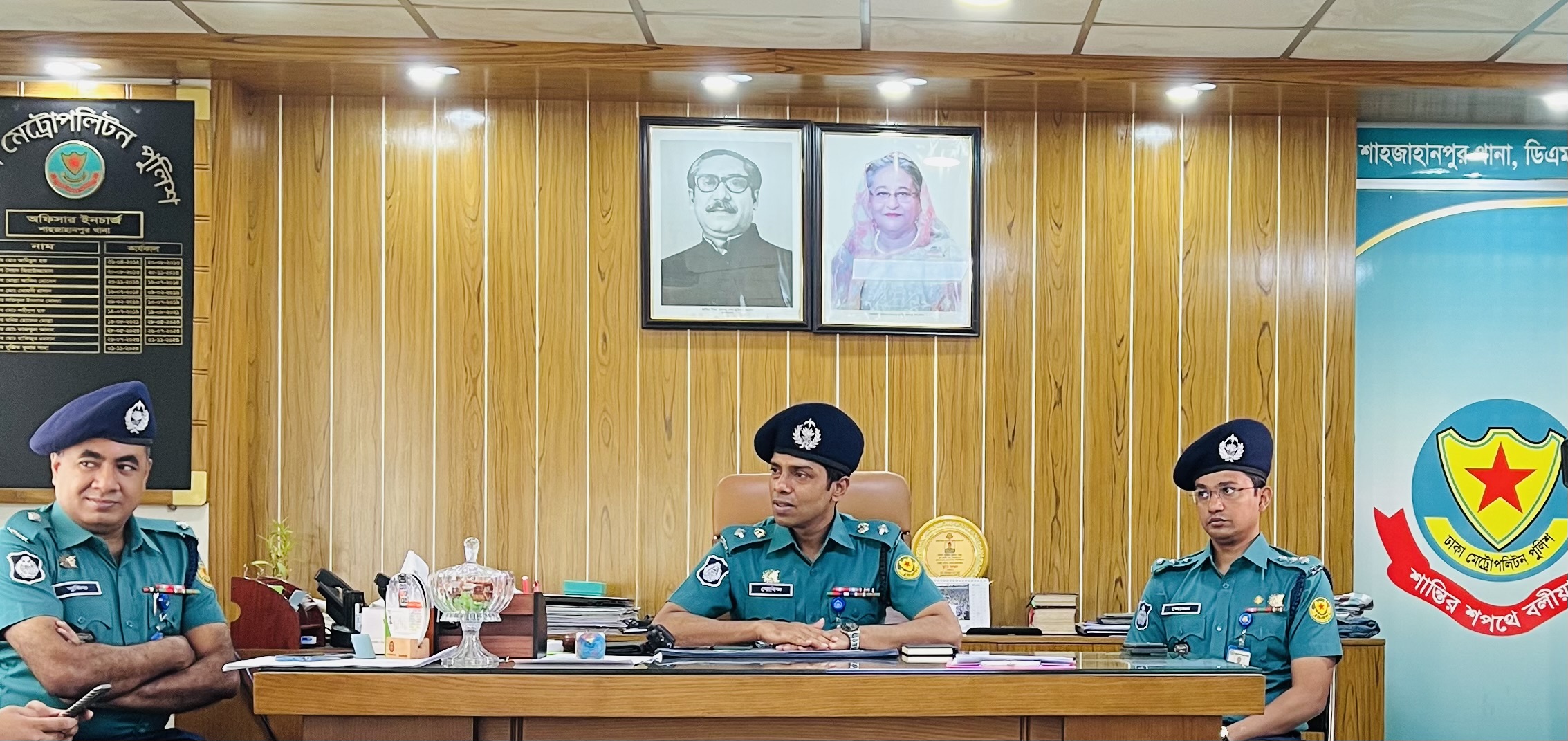 ছিনতাইয়ের সংবাদ পাওয়া মাত্রই শাহজাহানপুর থানা পুলিশ ভুক্তভোগী ঘটনার রহস্য উদঘাটন