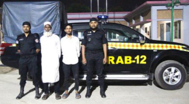হত্যা মামলায় বাবা-ছেলে গ্রেপ্তার