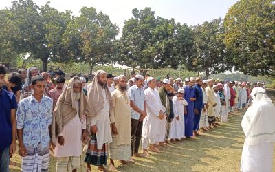পবার বড়গাছীতে বৃষ্টির জন্য ইস্তিসকার নামাজ আদায়