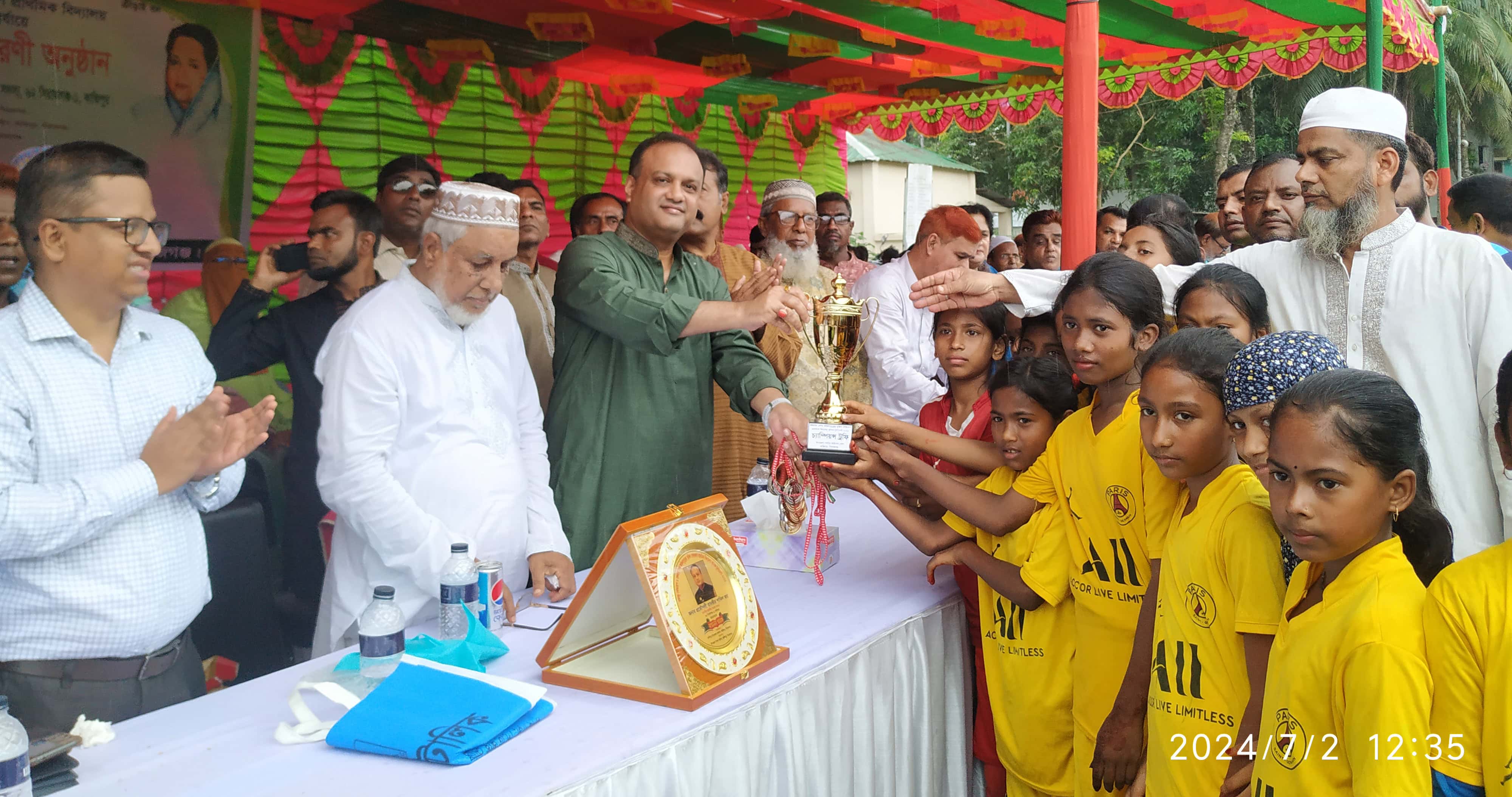 কাজিপুরে বঙ্গবন্ধু ও বঙ্গমাতা ফুটবল টুর্নামেন্ট অনুষ্ঠিত