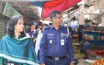 পবিত্র মাহে রমজানে নিত্য প্রয়োজনীয় দ্রব্যমূল্যের বাজার পরিদর্শন করলেন নাটোর জেলা প্রশাসন