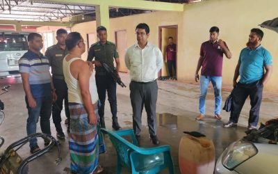 মনোহরদীতে খোলা বাজারে বেশি দামে ডিজেল বিক্রি: মোবাইল কোর্টে জরিমানা