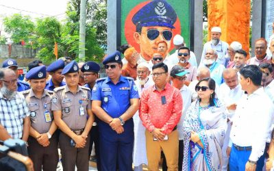 নরসিংদীতে বীরশ্রেষ্ঠ মতিউর রহমানের স্মৃতিফলক ‘বাংলার ঈগল’-এর উদ্বোধন