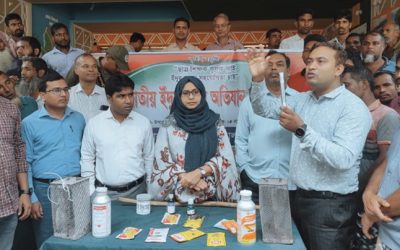 নাচোলে প্রান্তিক কৃষকদের মাঝে বিনামূল্যে সার ও বীজ বিতরণ