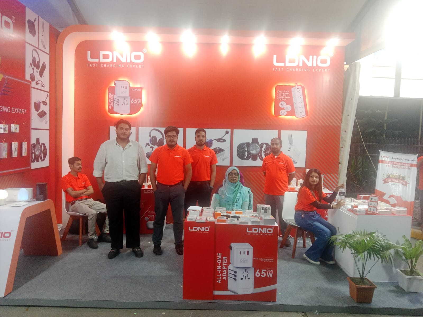 সিটি আইটি মেগা ফেয়ার 2025 এ Logitech computers এর নতুন পণ্য LDNIO উদ্বোধন করা হলো আজ সোমবার IDB ভবনে।