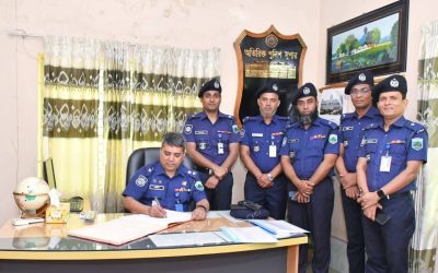 মহাদেবপুর সার্কেল অফিস বার্ষিক পরিদর্শন করলেন নওগাঁ জেলা পুলিশ সুপার মোহাম্মদ তারিকুল ইসলাম