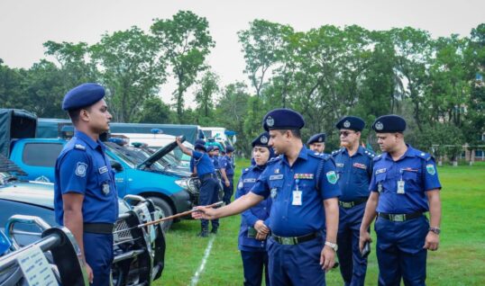 রাজশাহী জেলা  পুলিশ সুপার মোহাম্মদ নাঈমুল হাছান এর সভাপতিত্বে মাস্টার প্যারেড,কল্যাণসভা ও অপরাধ পর্যালোচনা সভা অনুষ্ঠিত