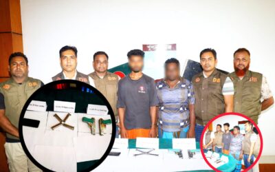 ডিবি পুলিশের অভিযানে শার্শায় ২টি বিদেশী পিস্তল ৪টি ম্যাগাজিনসহ আটক-২