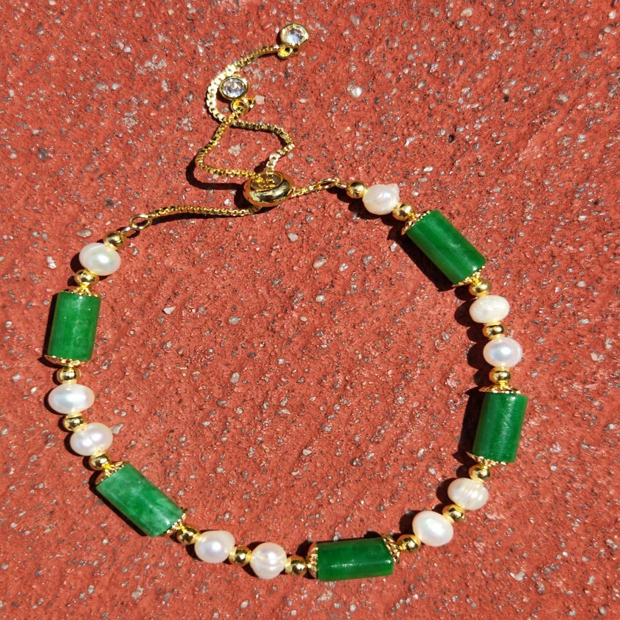 Jade and Pearl Bracelet