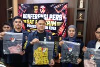 Kabid Humas Polda Jawa Barat Kombes Pol. Hendra Rochmawan mengatakan, penyidik masih mendalami perkara tersebut dan membuka kemungkinan adanya korban lain.