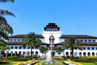 Pemerintah Provinsi Jawa Barat menegaskan komitmennya melakukan reformasi mendasar dan terukur untuk memperbaiki tata kelola pemerintahan. 