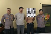 Seorang laki-laki berinisial P (18), warga Kecamatan Cimerak, Pangandaran, diamankan warga setelah diduga terlibat dalam pencurian perhiasan emas di sebuah rumah warga di Dusun Cikuya, Desa Legokjawa, Kecamatan Cimerak. 