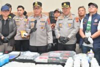 Kapolda Jawa Barat, Irjen Pol. Hengki, mengatakan pengungkapan kasus tersebut bermula dari penangkapan seorang tersangka di Kilometer 125 Tol Purbaleunyi. Poto.Dok Humas Polda Jabar. 