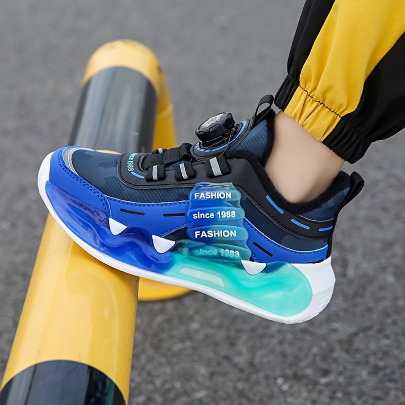 Jongens' Winter Nieuwe Fleece-gevoerde Dikke Warme Sportschoenen voor School en Wandelen, Sneakers voor Basisschool- en Middelbare Scholieren