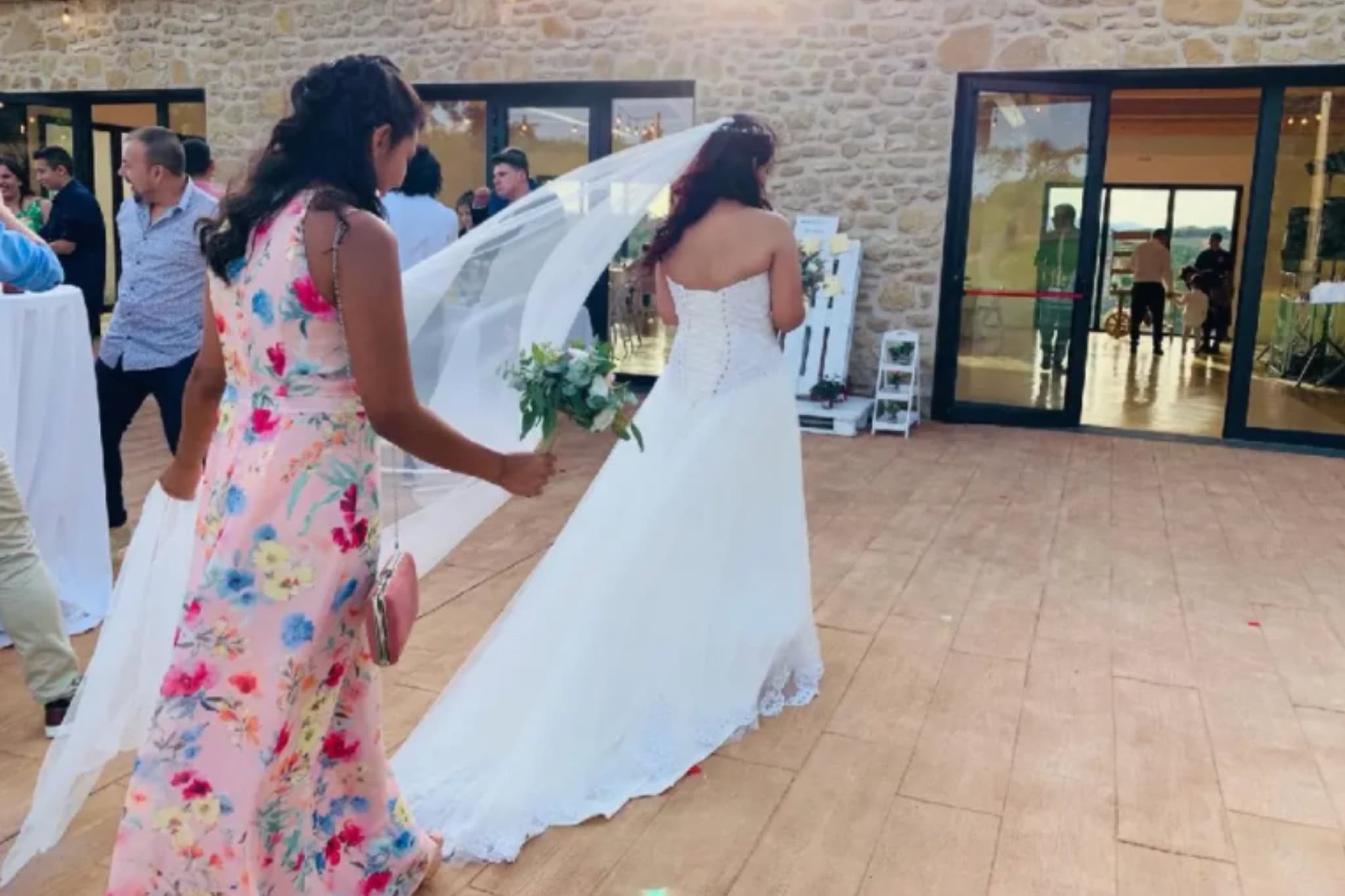 Vestido de novia en Diagonal Núvies - Tienda nupcial Barcelona