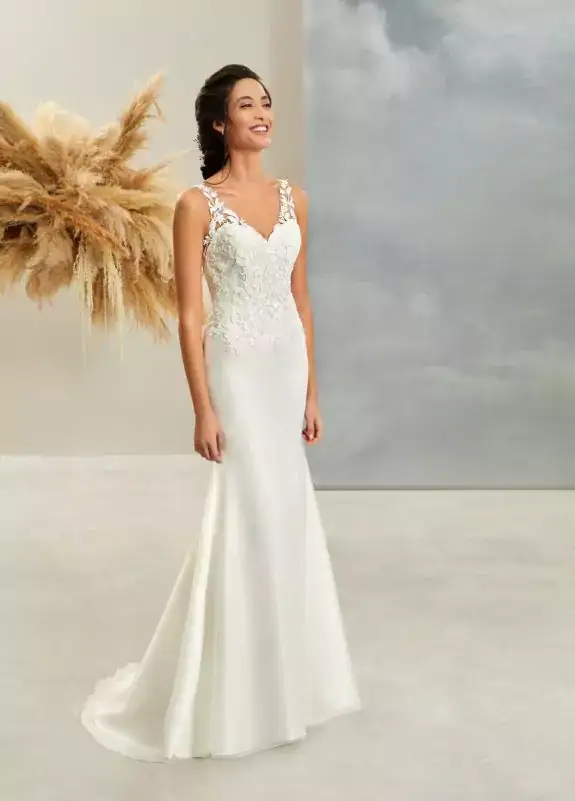 Vestido de novia en Diagonal Núvies - Tienda nupcial Barcelona