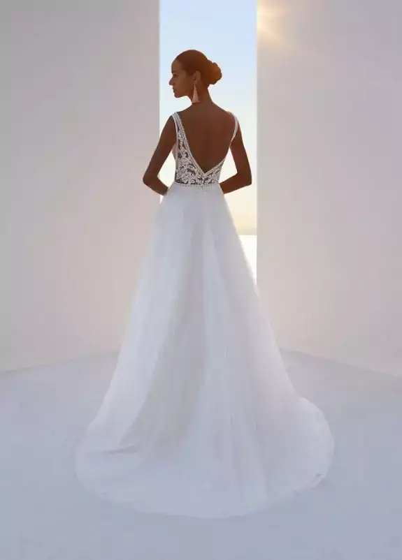 Vestido de novia en Diagonal Núvies - Tienda nupcial Barcelona