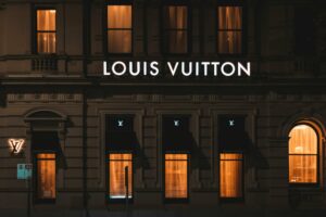 Case Study LVMH: Bewertung der Kapitalallokation über die Zeit
