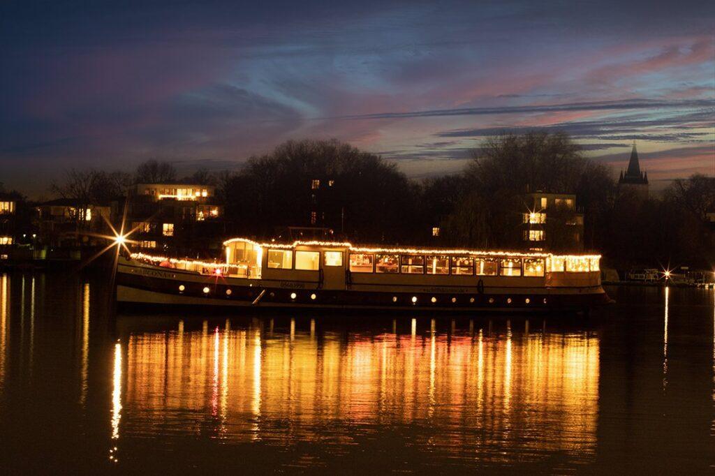 Eventschiff Arcona vor der Party mit DJ Thorsten, fotografiert von 48pictures