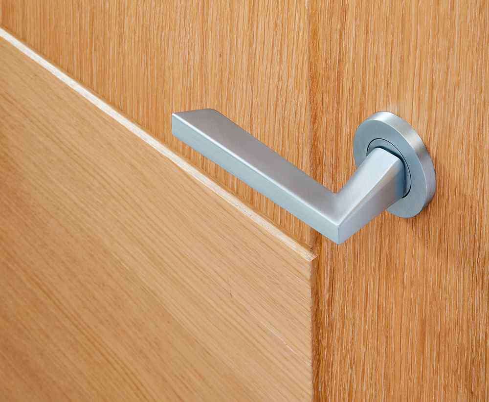 lpd ironmongery lyra satin chrome handle hardware pack 2