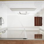 Remplacement baignoire par douche sénior sécurisée