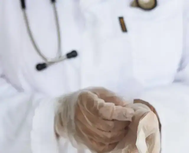 جراحة الوجه والفكين