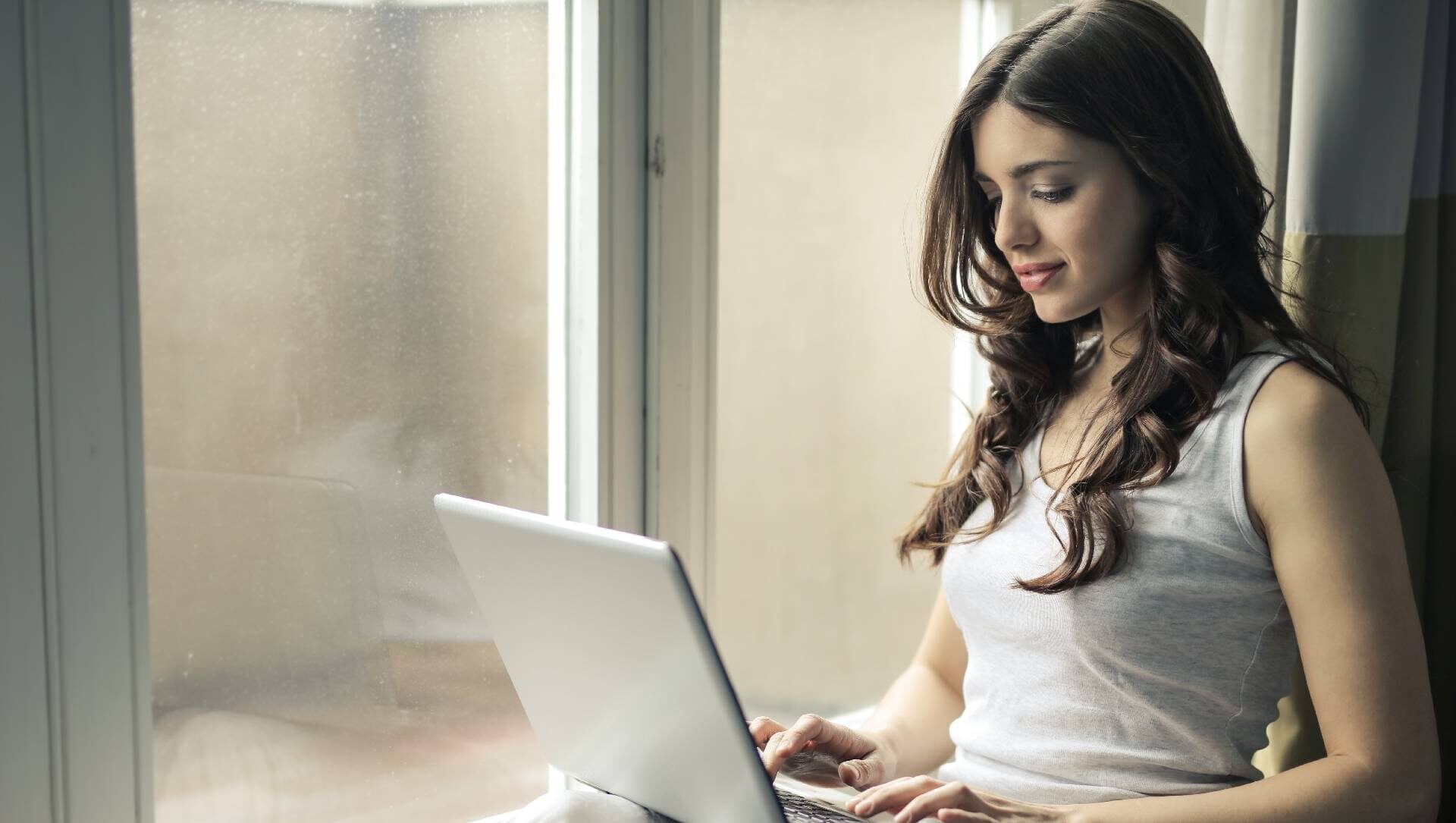 Why You Should Build Your Website with WordPress (Complete Guide)