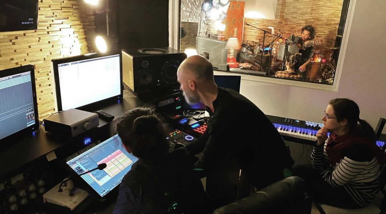 Studio son