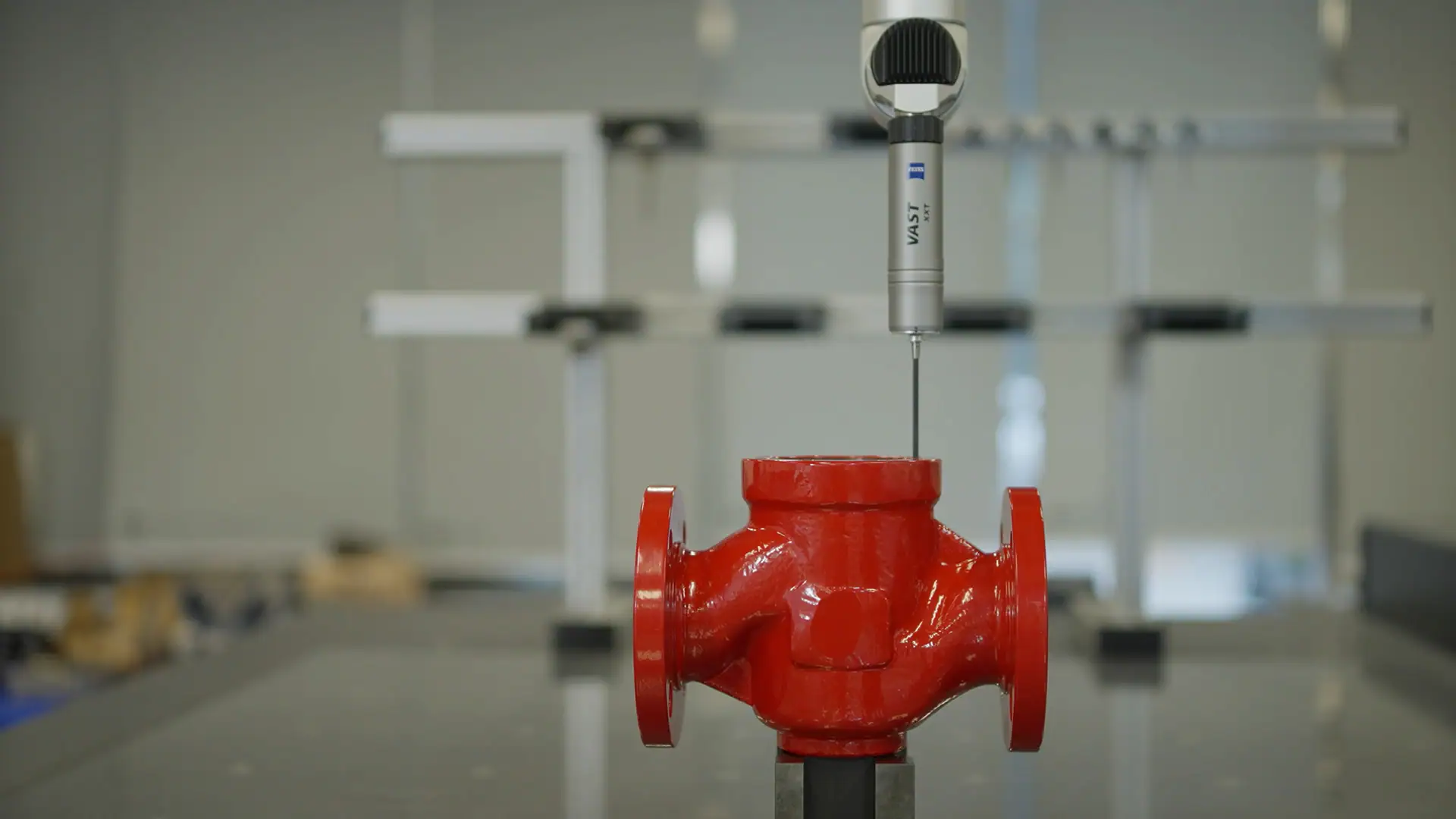Coordinate measurement of a cast component for a dimensional inspection report