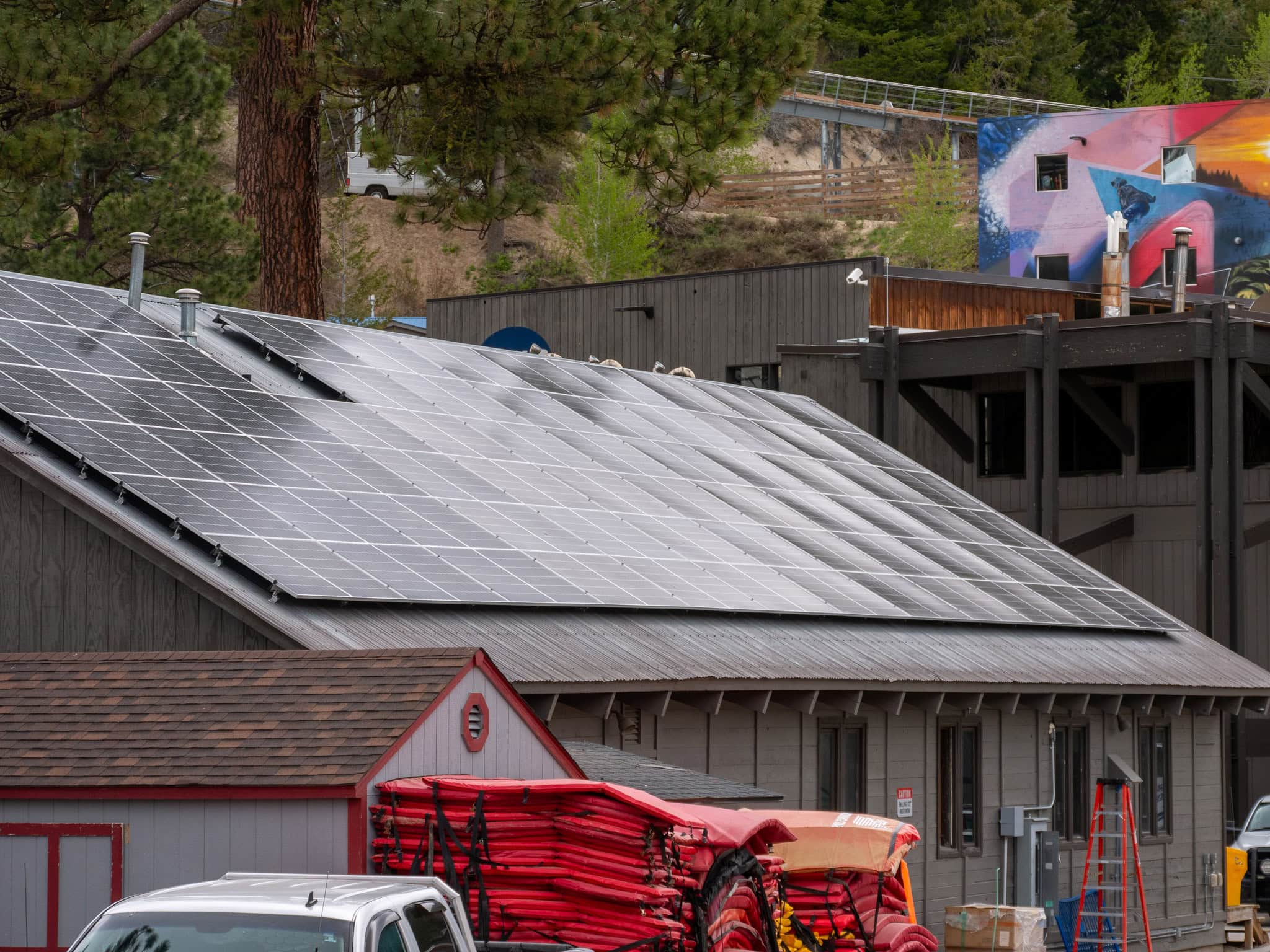 Boise Dev: Here Comes the Sun: Bogus Powers Up With New Solar Project