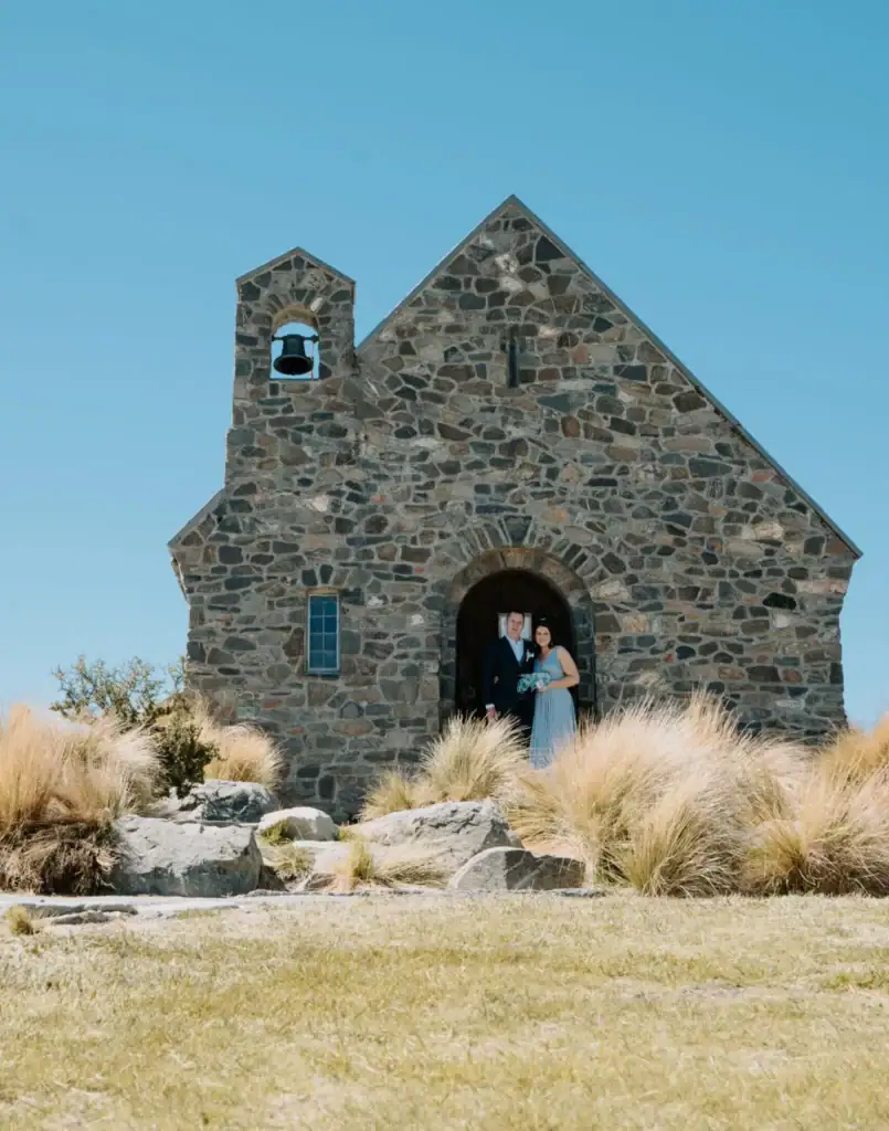 Maia & Jack: a misty morning at Lake Tekapo