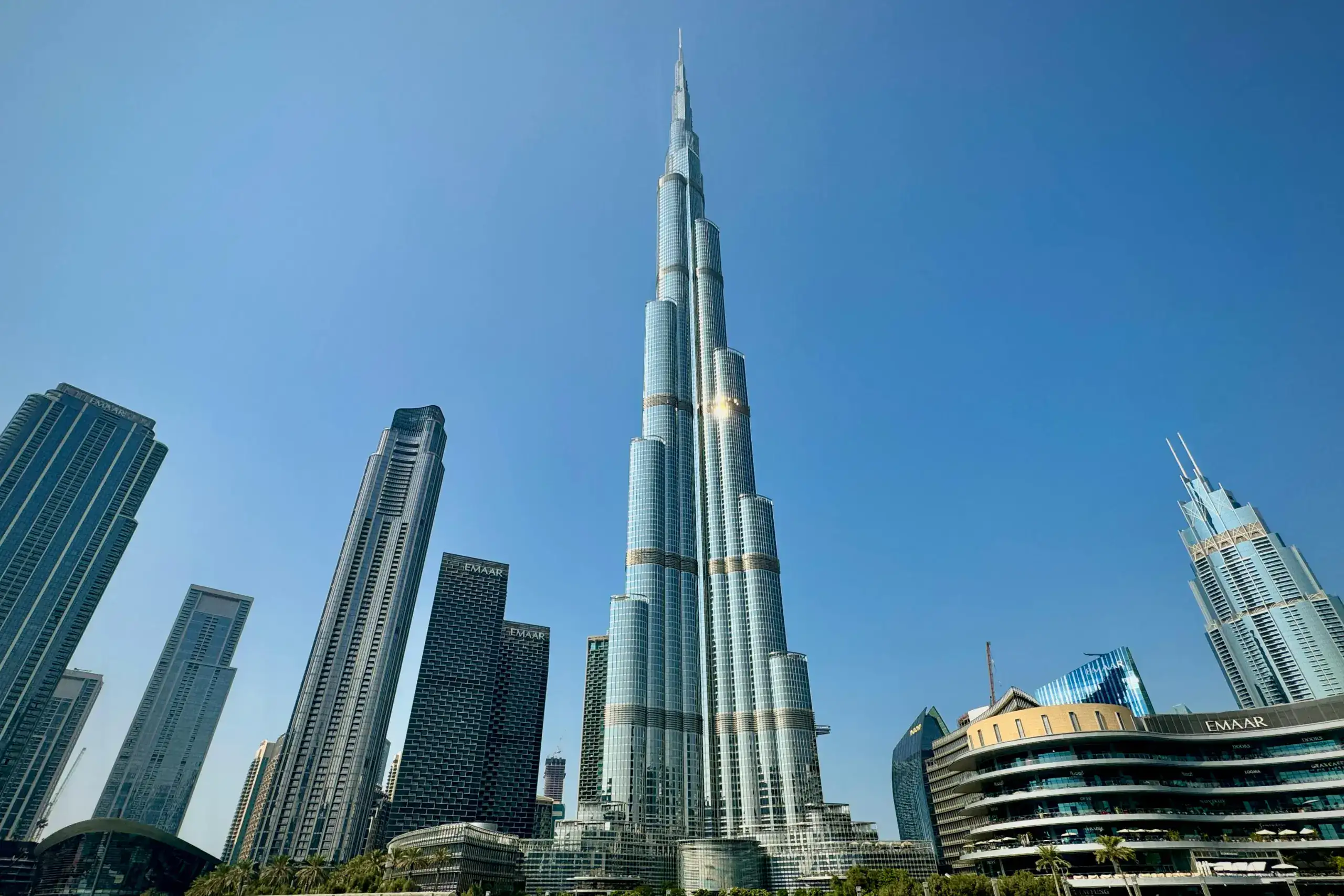 Burj Khalifa Tickets Visit Dubai: Ultimate Guide to Booking & Visiting in 2025