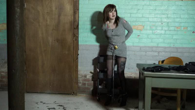 Hannah cuffed studio