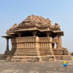 साड़ी केप फ़ैशन वर्ल्ड में मचा रहा धमाल! जानिए क्यों छाया हुआ है ट्रेंड?