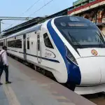 ट्रेन में Pet लेकर सफर करने से पहले जान लें ये जरूरी बातें!