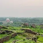 Indian Railway Rules: ट्रेन में भूलकर भी न ले जाएं ये सामान!