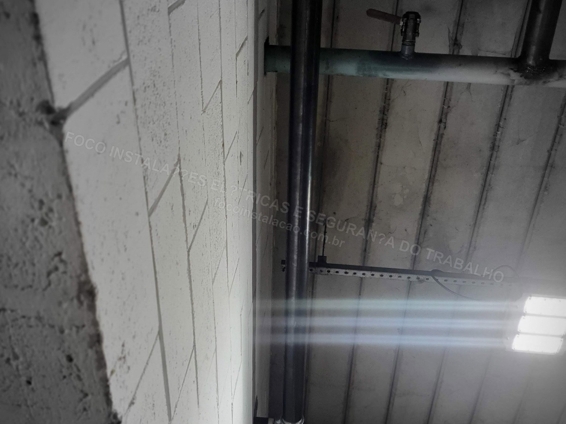 Registros Fotográficos FOCO - Imagem relacionada ao serviço Infraestrutura de pneumática industrial para compressor e utilidades industriais - FOCO-0085