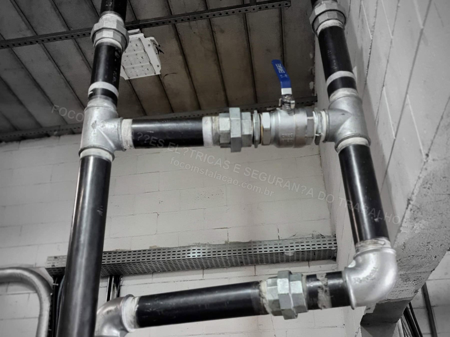 Registros Fotográficos FOCO - Imagem relacionada ao serviço Infraestrutura de pneumática industrial para compressor e utilidades industriais - FOCO-0088