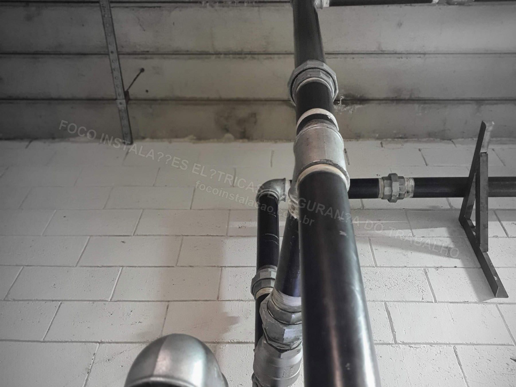 Registros Fotográficos FOCO - Imagem relacionada ao serviço Infraestrutura de pneumática industrial para compressor e utilidades industriais - FOCO-0092