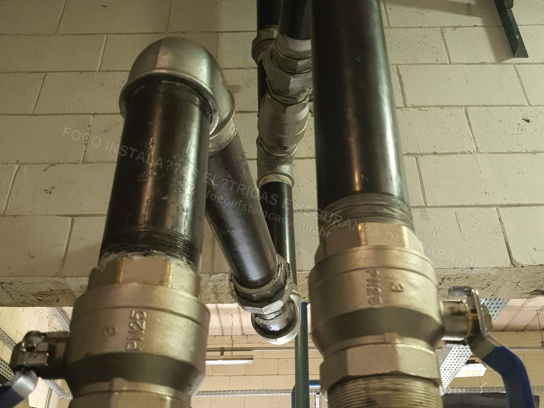 Registros Fotográficos FOCO - Imagem relacionada ao serviço Infraestrutura de pneumática industrial para compressor e utilidades industriais - FOCO-0093