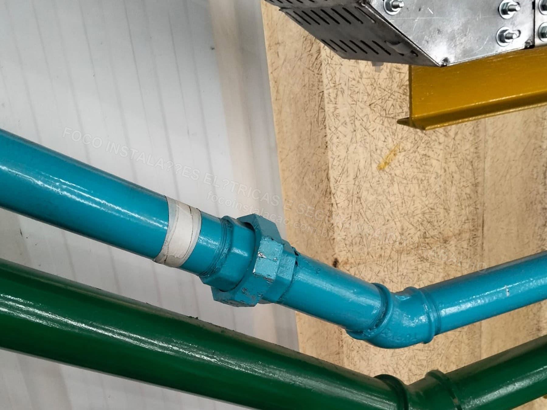 Instala??es de Hidr?ulica Industrial para C?lulas Robotizadas - Imagem relacionada ao serviço Instalação de hidráulica industrial para Chiller, células robotizadas e máquinas de solda - FOCO - FOCO-0193