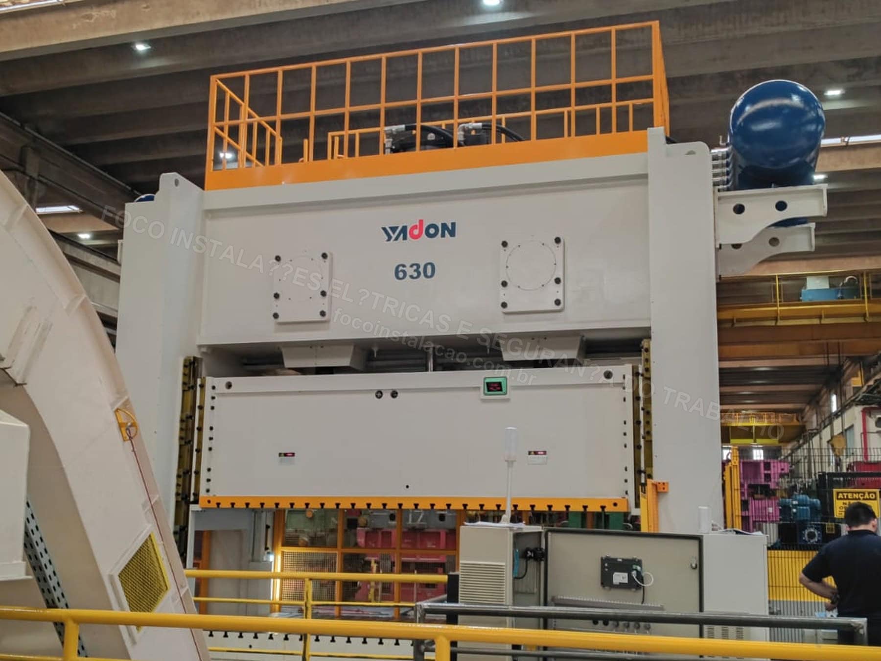 Registros Fotográficos FOCO - Imagem relacionada ao serviço Apoio técnico industrial para integração de equipamentos, painéis e áreas de produção - FOCO - FOCO-0195
