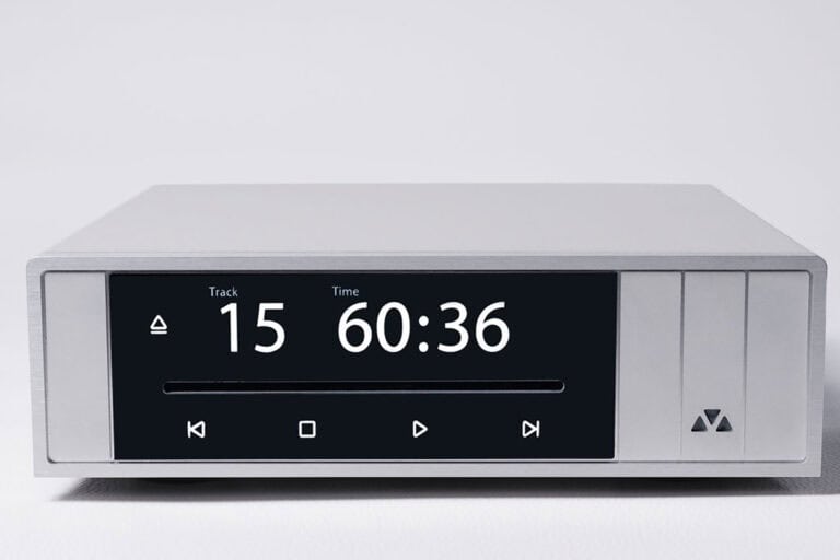 Metronome DST CD Transport from France is designed to be possibly your last, ever player of silver discs.