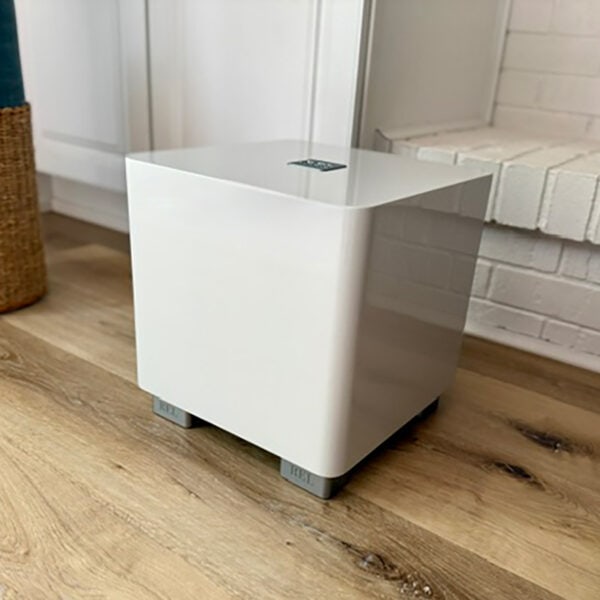 The REL T/x5 in Eric's living room.