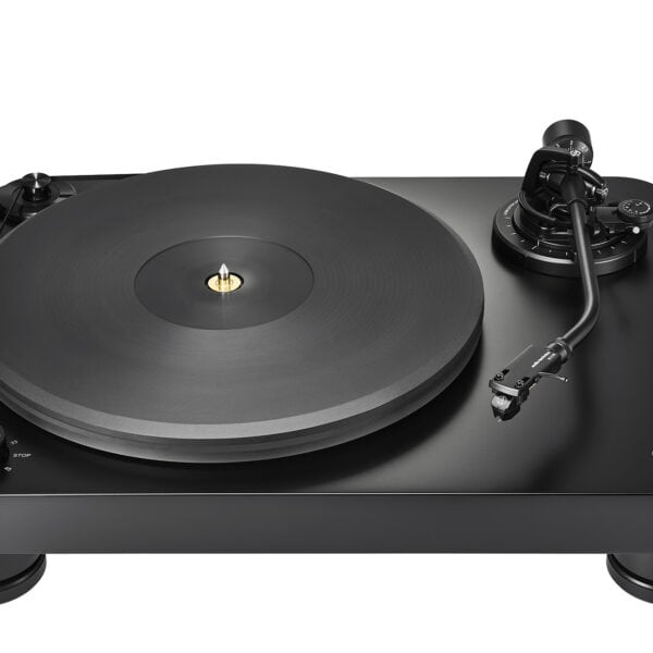 The Audio-Technica AT-LP7x is a very easy to use turntable.