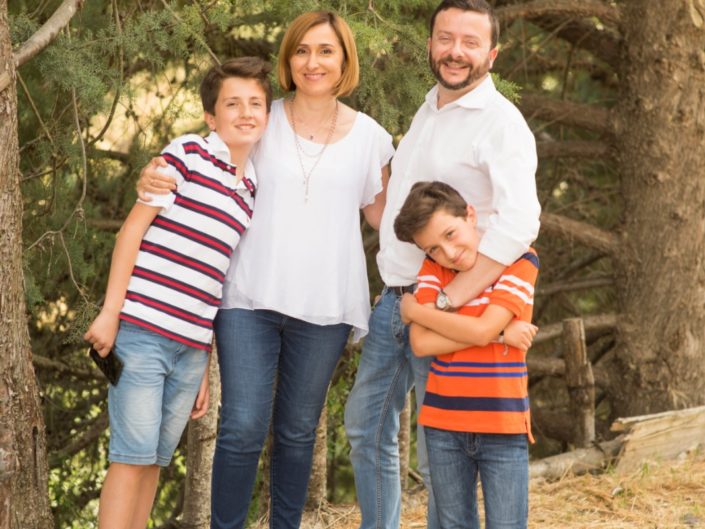 692196f7-3cb4-41a0-99ad-3d35c5a5d6fb-705x529 Family Portrait / Ritratti di Famiglia