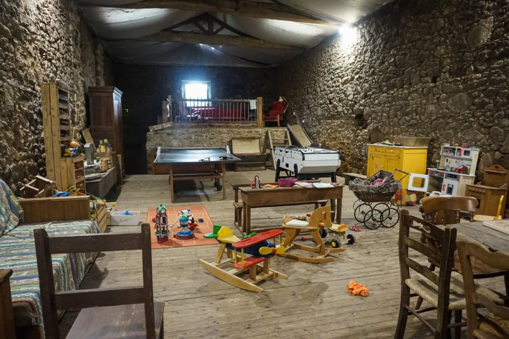 Salle de jeux et lecture