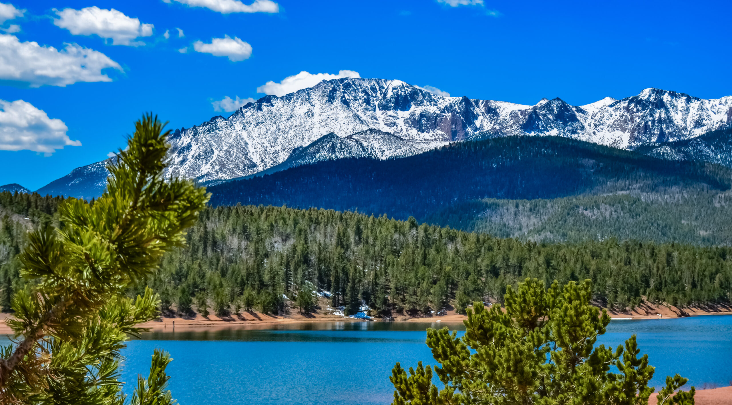 Colorado Rocky Mountains and a high alpine landscape representing Colorado's fourteeners