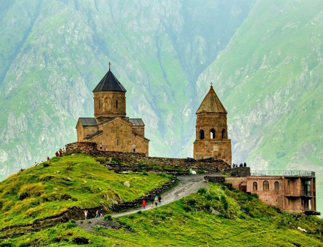 Private transfer from Tbilisi to Kazbegi with mountain views in Georgia